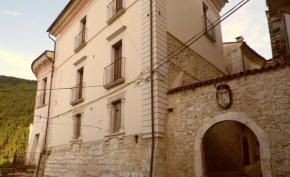 Appartamento Palazzo Trasmondi Introdacqua